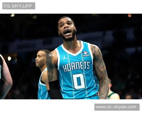 迈尔斯布里奇斯上半场表现出色8投3中贡献14分3助攻并罚球全中 迈尔斯布里奇斯上半场表现出色8投3中贡献14分3助攻并罚球全中