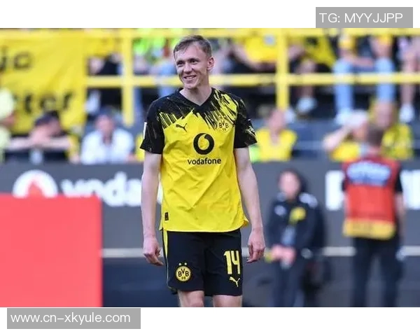 拜尔扔飞镖庆祝动作致敬斯蒂芬邦廷展现飞镖运动精神