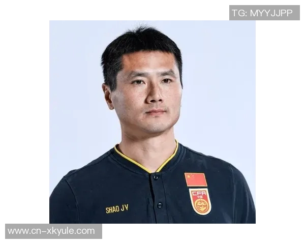 沪媒分析邵佳一执教经历不足外教选聘模式亟待改进