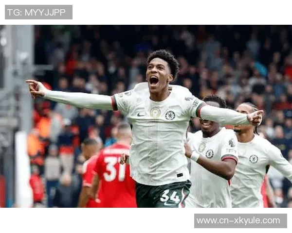 里斯詹姆斯称赞阿昌庞表现出色期待其持续优异状态